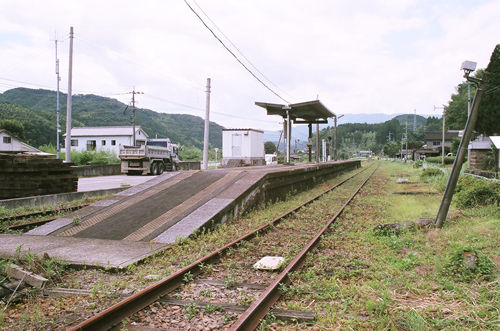 鉄分多め （新線）高千穂鉄道・日向岡元駅 （2008年７月18日撮影）